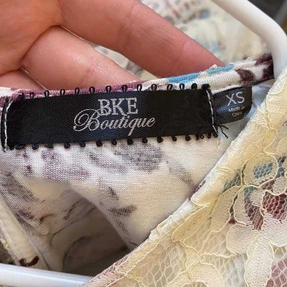 BKE Boutique shirt - Picture 3 of 4